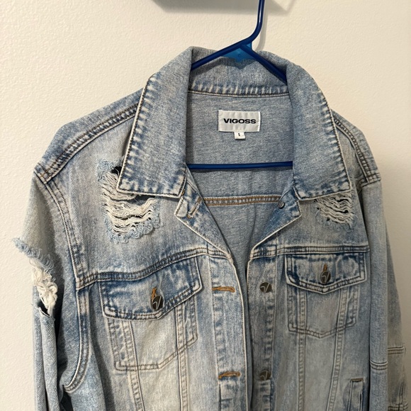 ❤️ Vigoss Destructed Denim Trucker Jacket - Picture 5 of 8